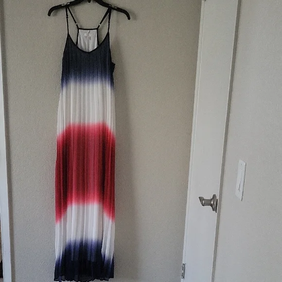 Elegant Red, White, and Blue Maxi Dress - Picture 1 of 3